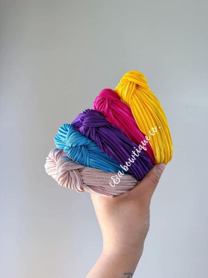 Pleated + Cozy Crowning Touch