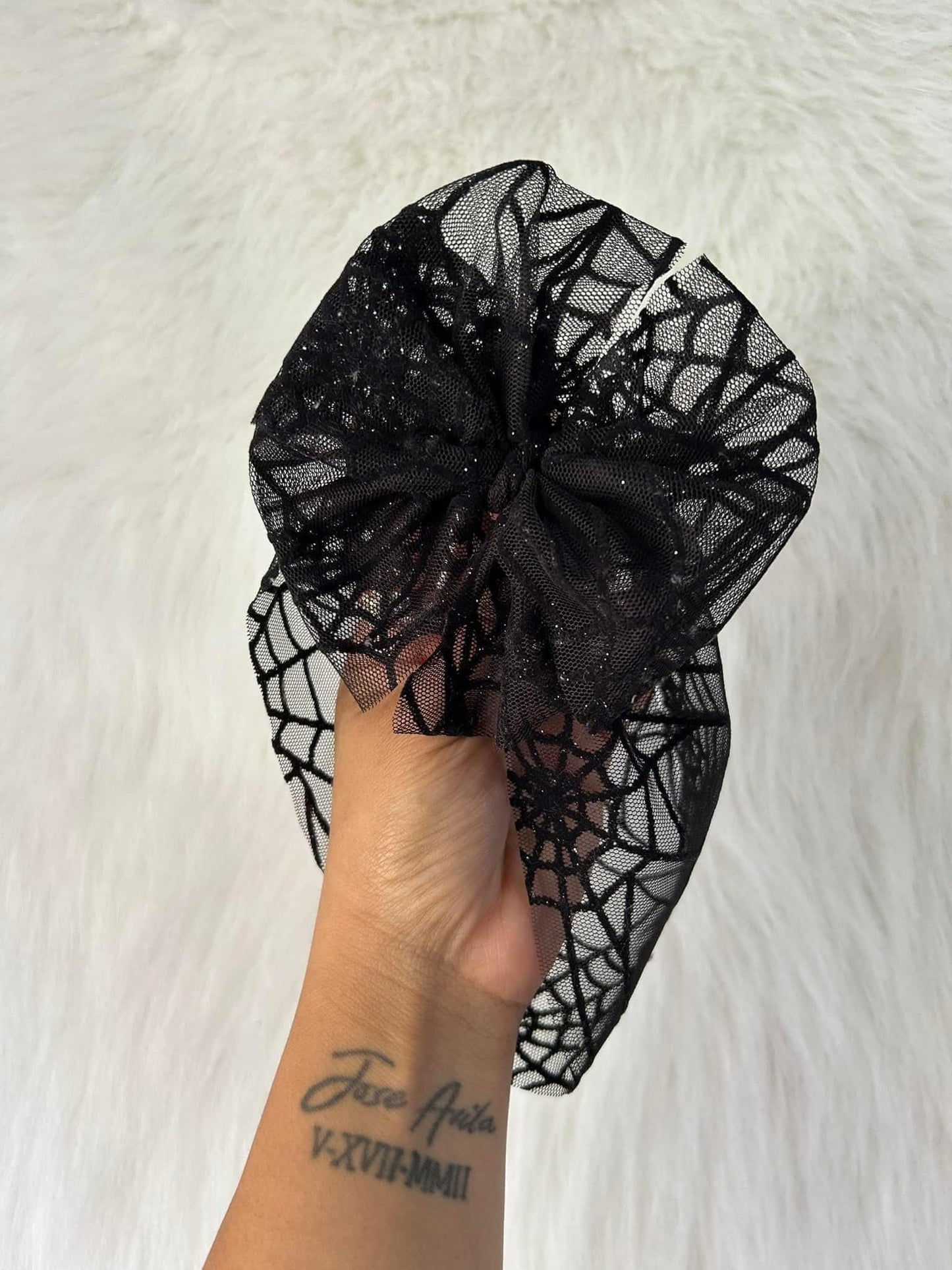 Mesh Crowning Touch
