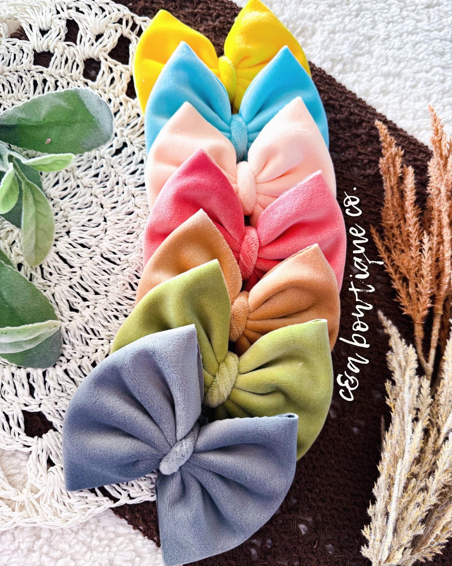 Plushy Velvet Bows