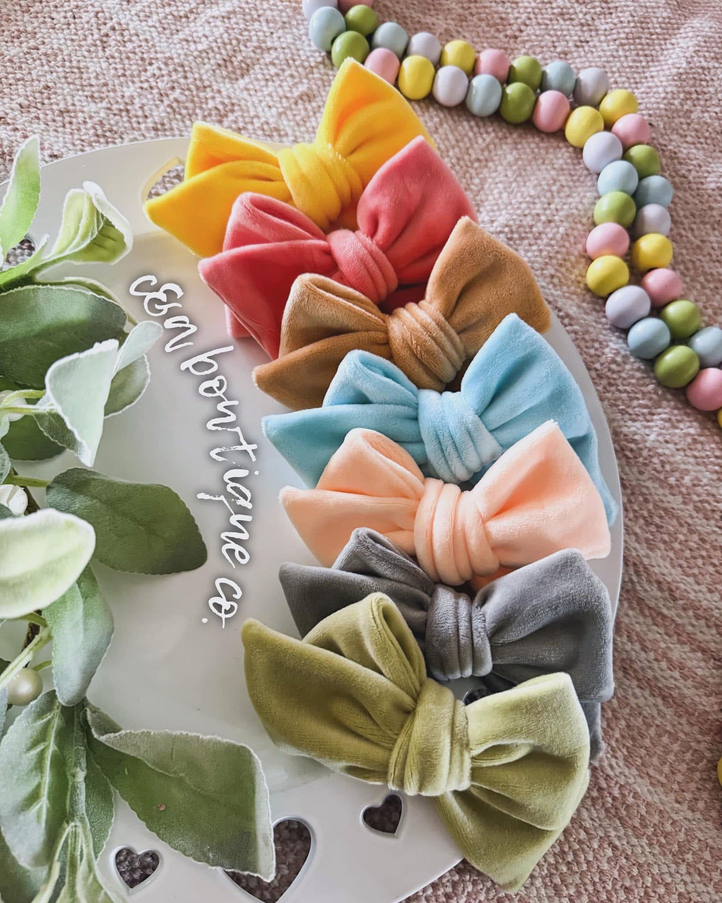 Plushy Velvet Bows