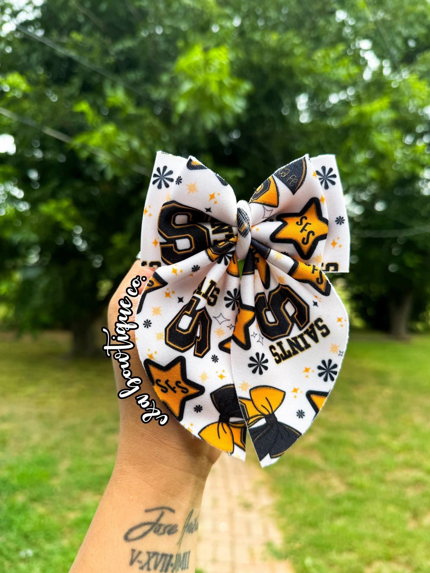 School- Bows