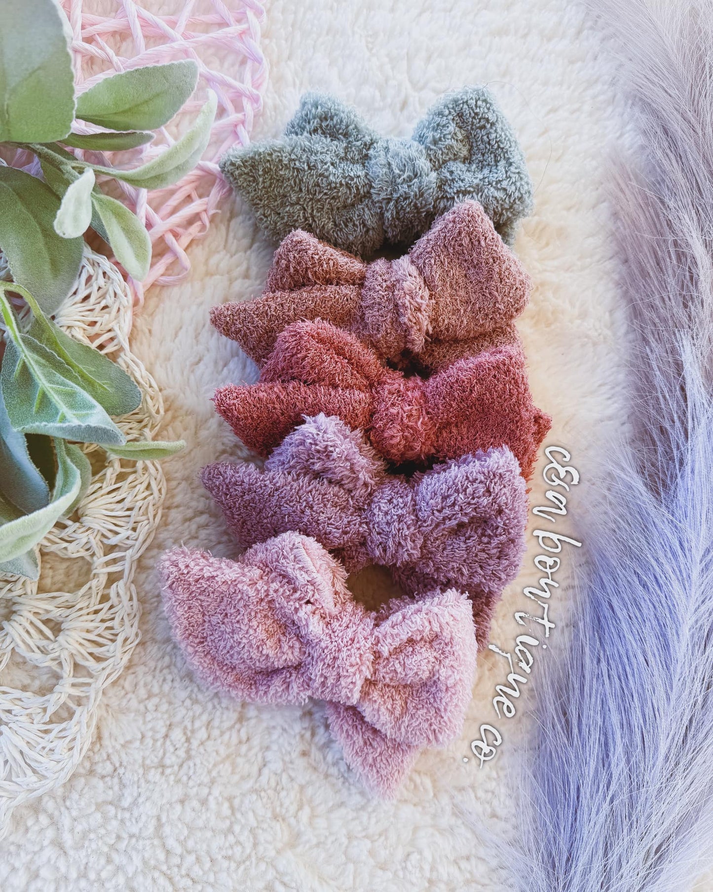 Pleated + Cozy Bows